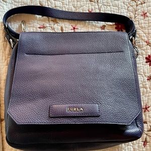 Furla Tote. Navy Blue. NWT. Missing long Strap.
